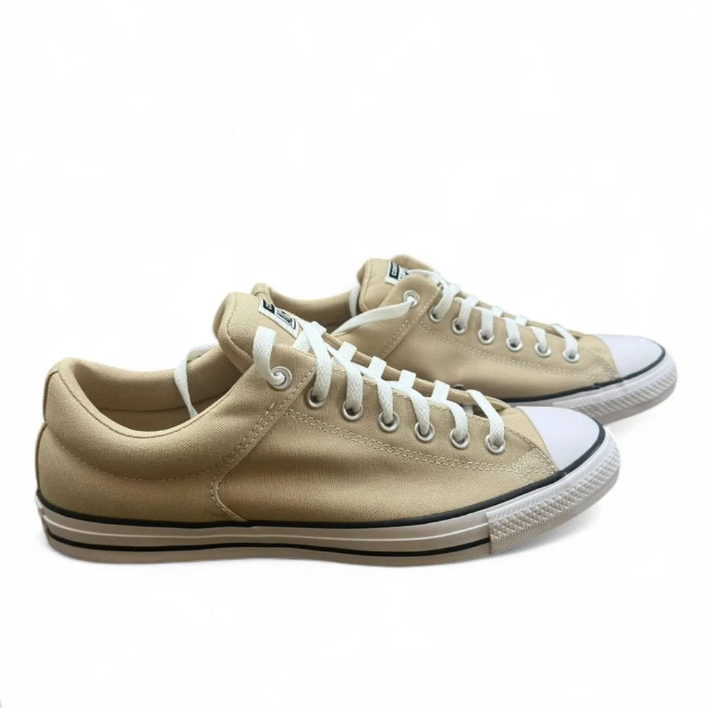 Converse nutty granola